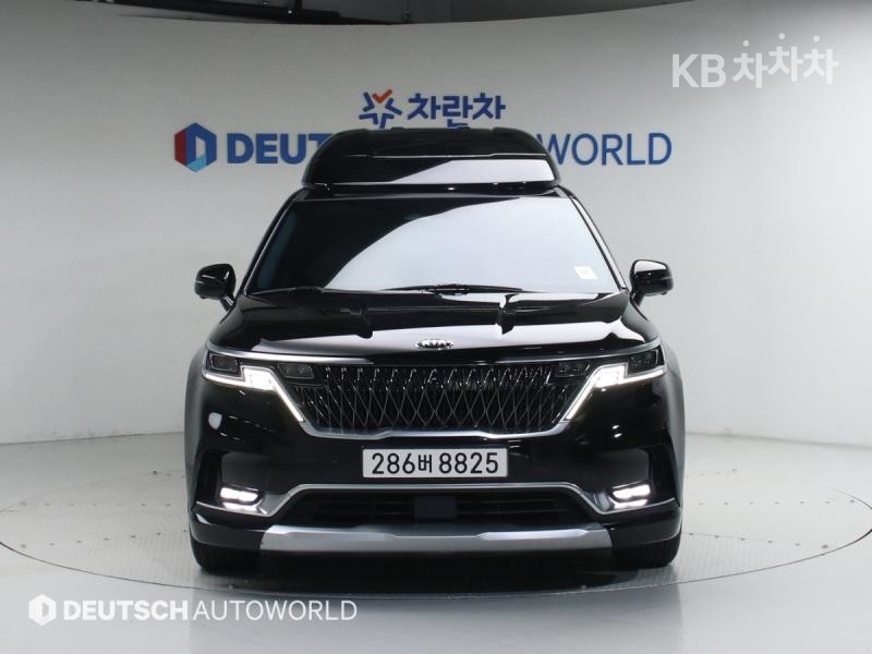 2021 - kia carnival