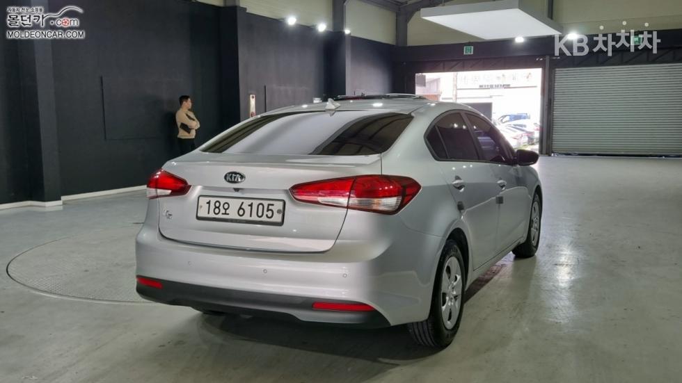 2017 - kia k3