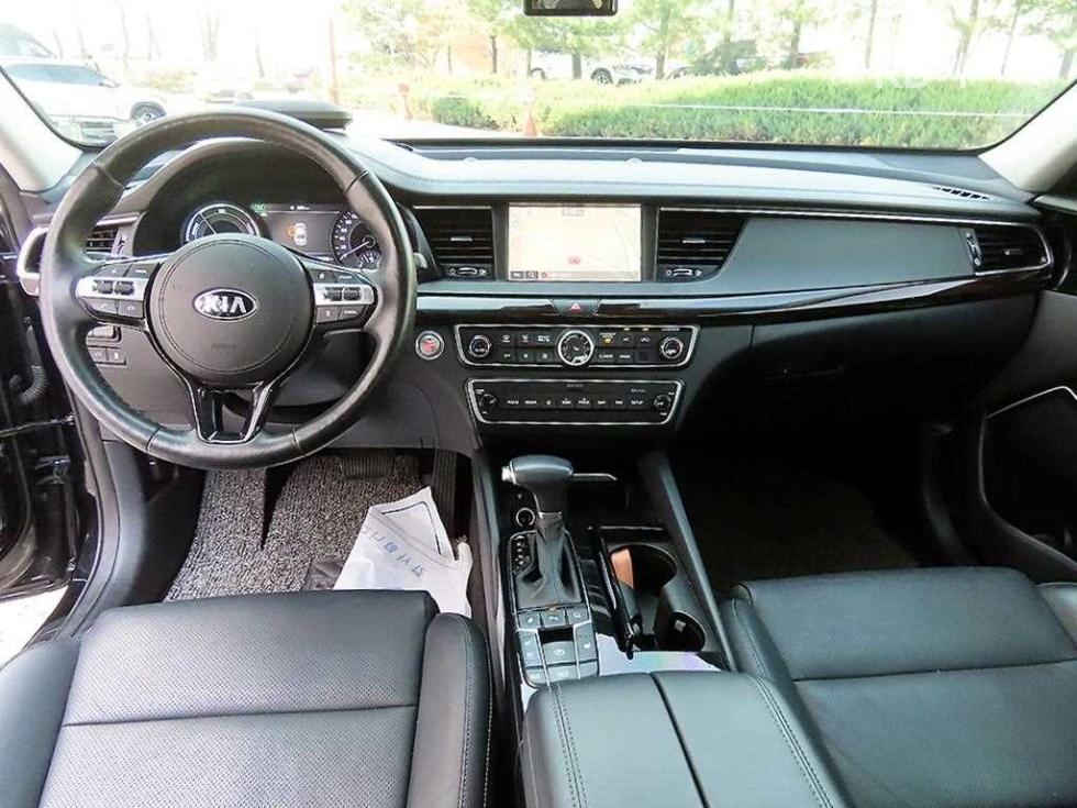 2019 - kia k7