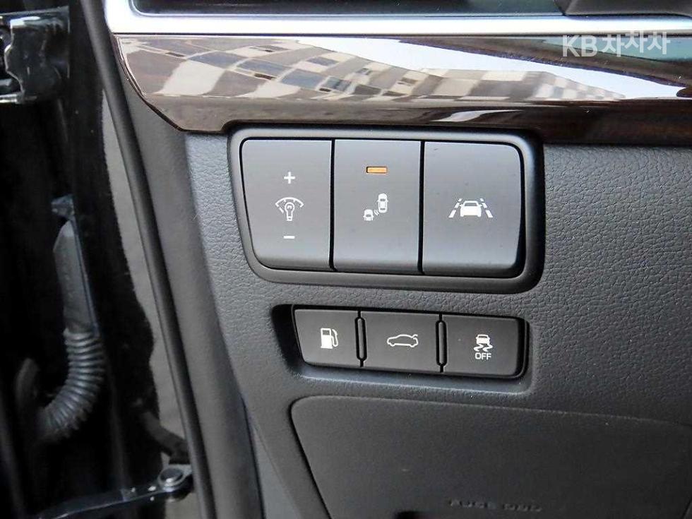 2019 - kia k7