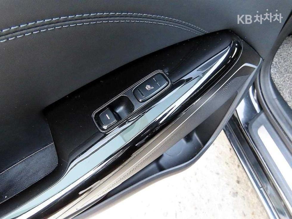 2019 - kia k7