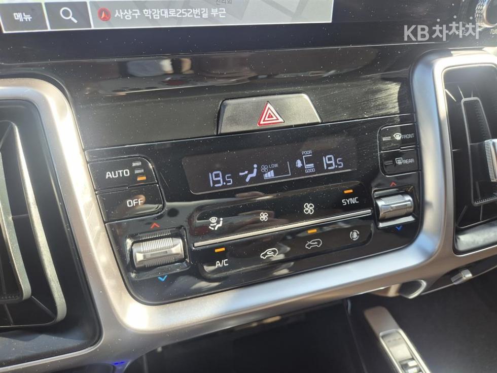 2022 - kia sorento