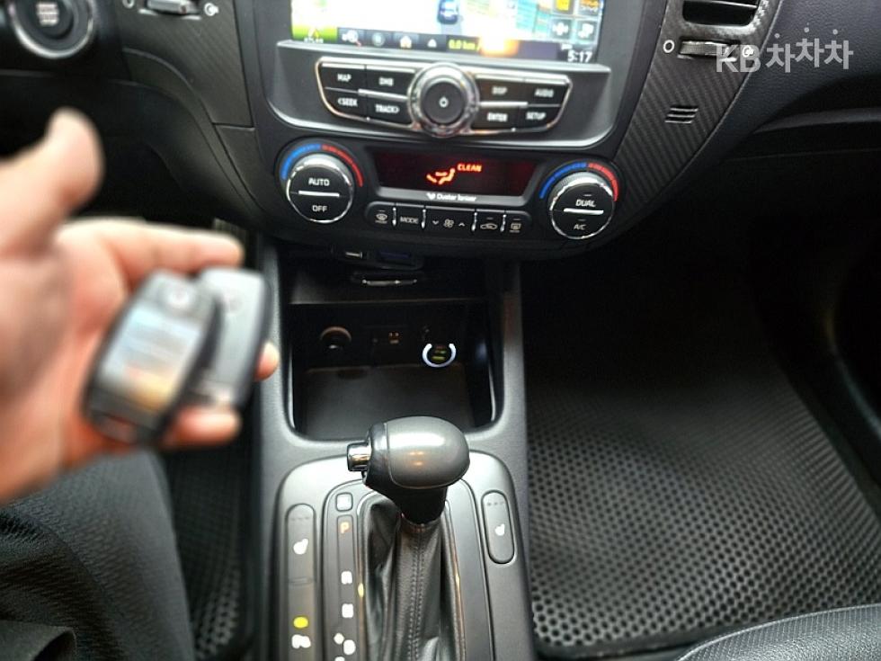 2013 - kia k3