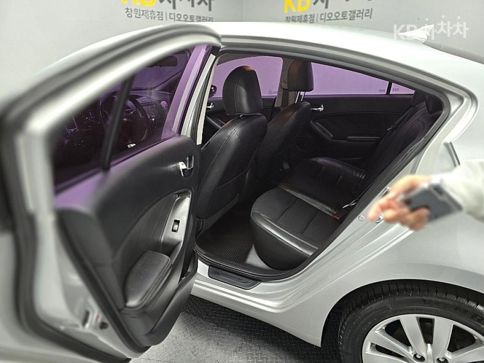 2013 - kia k3
