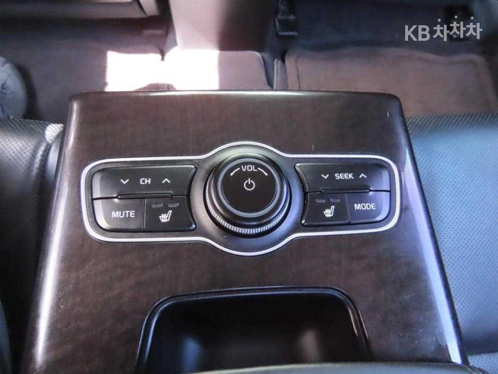 2013 - kia k7