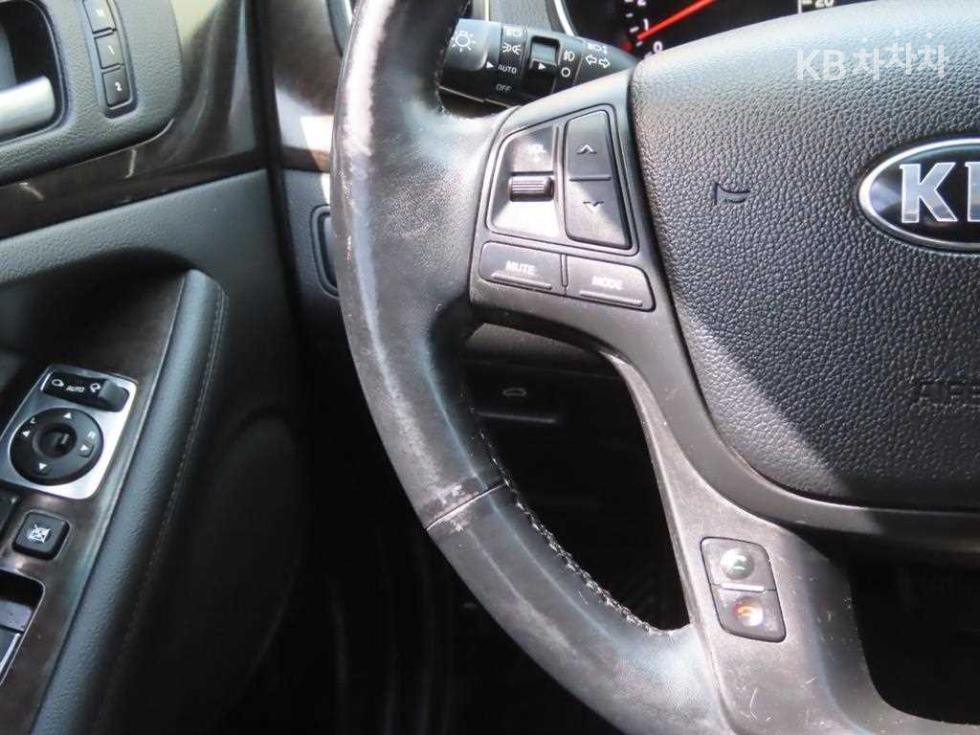 2013 - kia k7