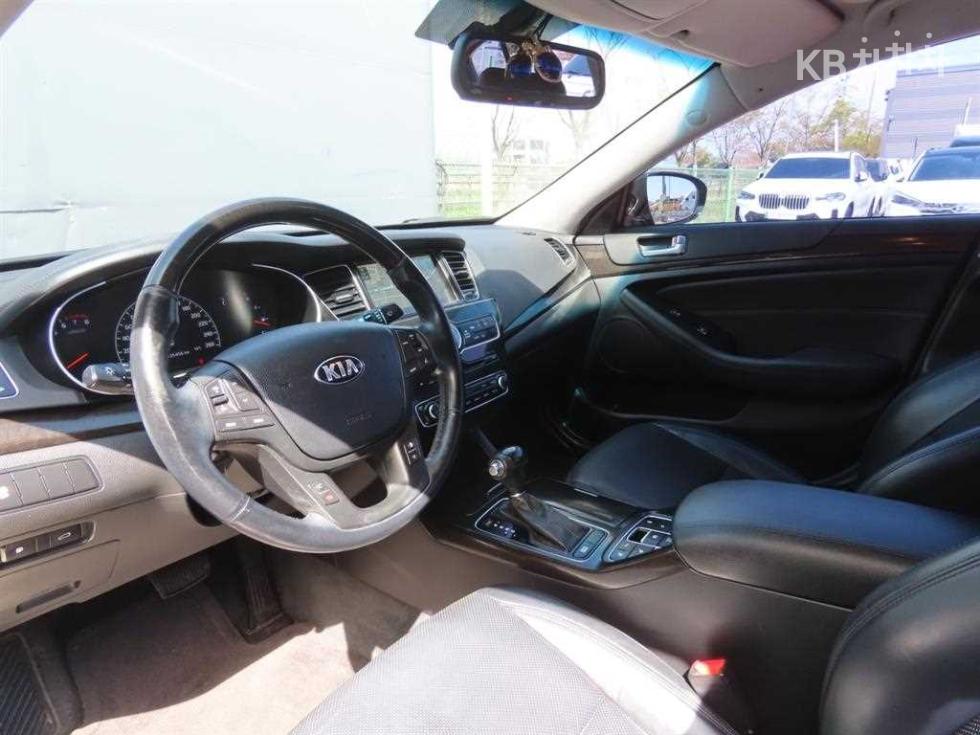 2013 - kia k7