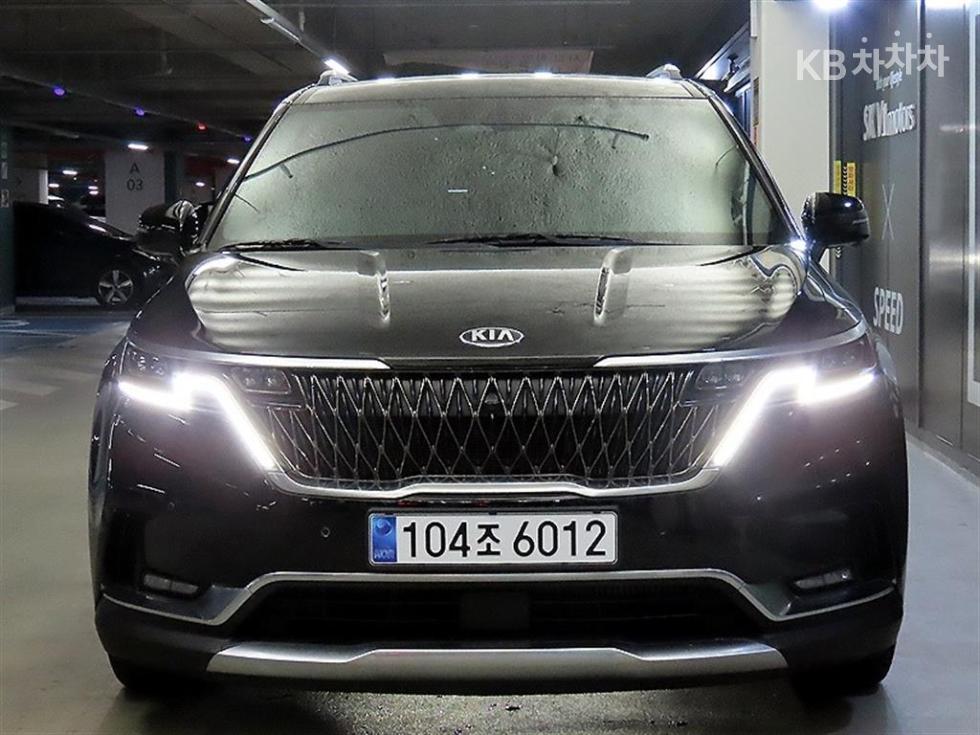 2021 - kia carnival