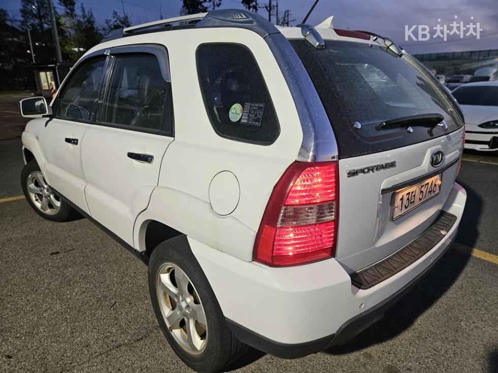 2010 - kia sportage