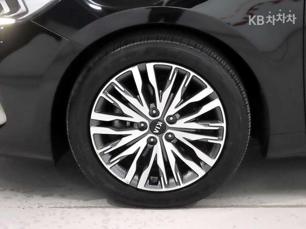 2020 - kia k7