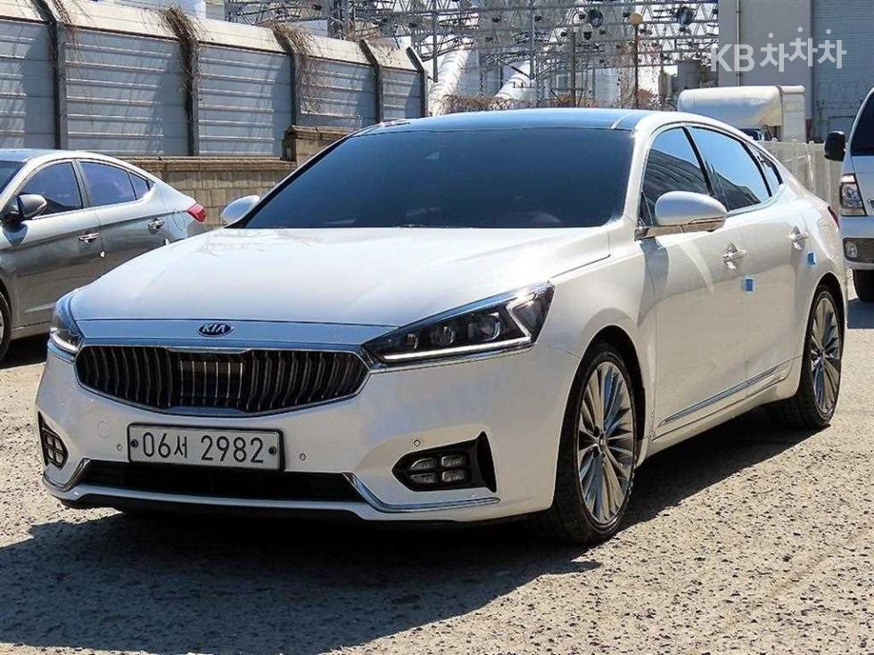 2018 - kia k7
