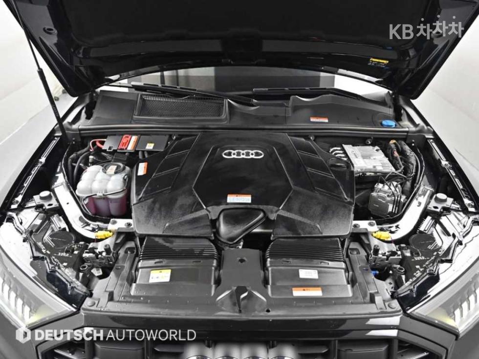 2023 - audi q7