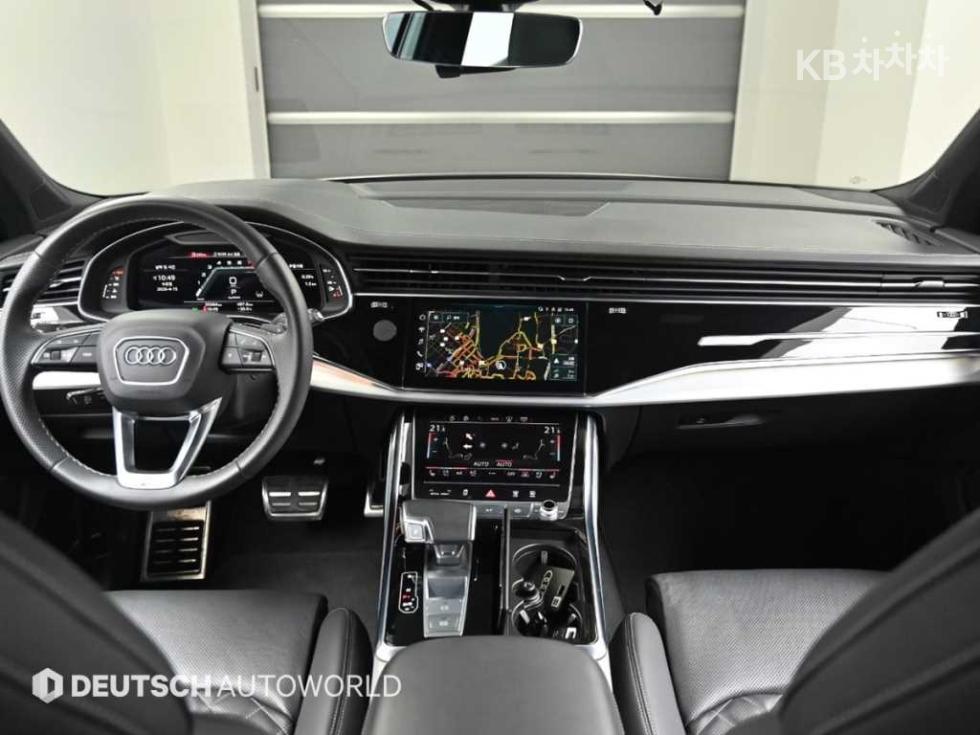 2023 - audi q7