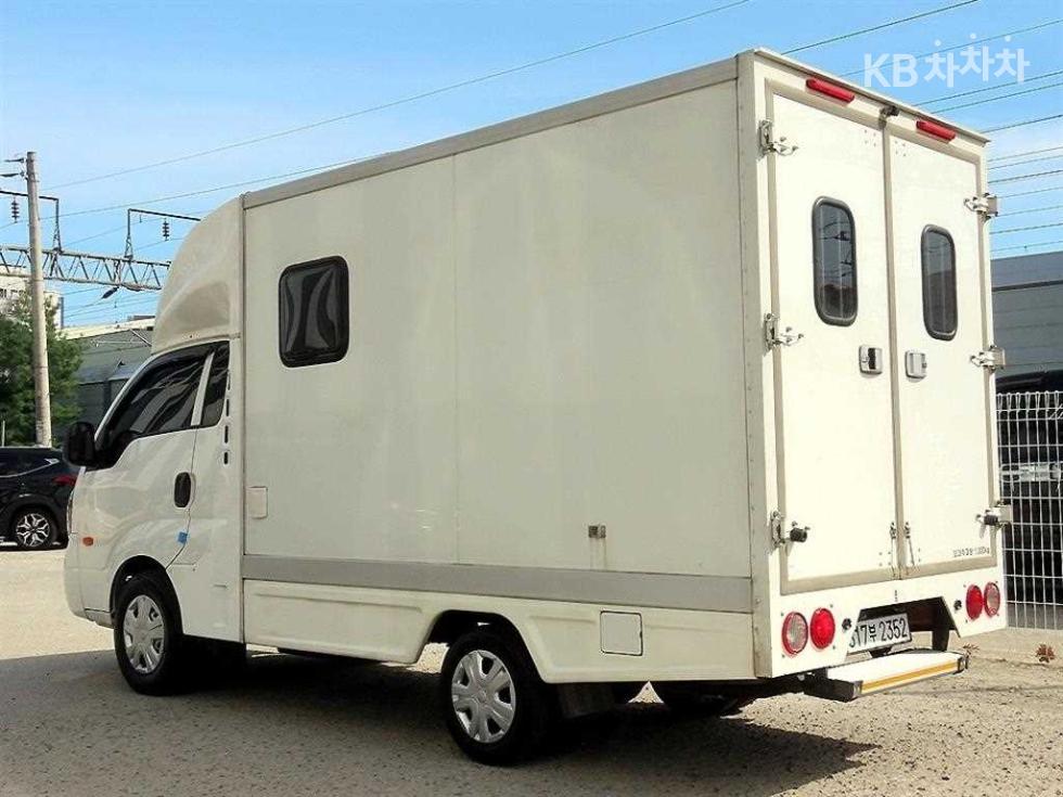 2024 - kia bongo iii