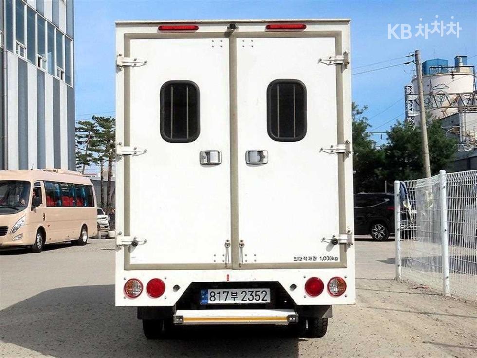 2024 - kia bongo iii