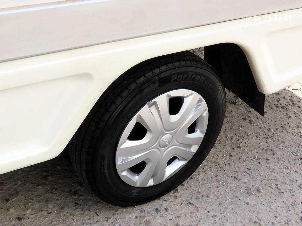 2024 - kia bongo iii