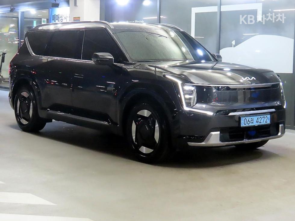 기아 EV9 롱레인지 2WD 어스