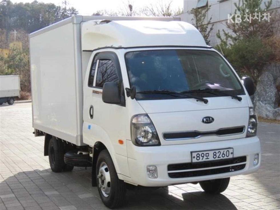 2016 - kia bongo iii