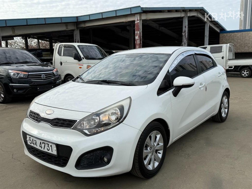 2014 - kia pride