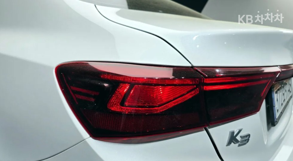 2022 - kia k3