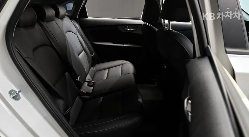 2022 - kia k3