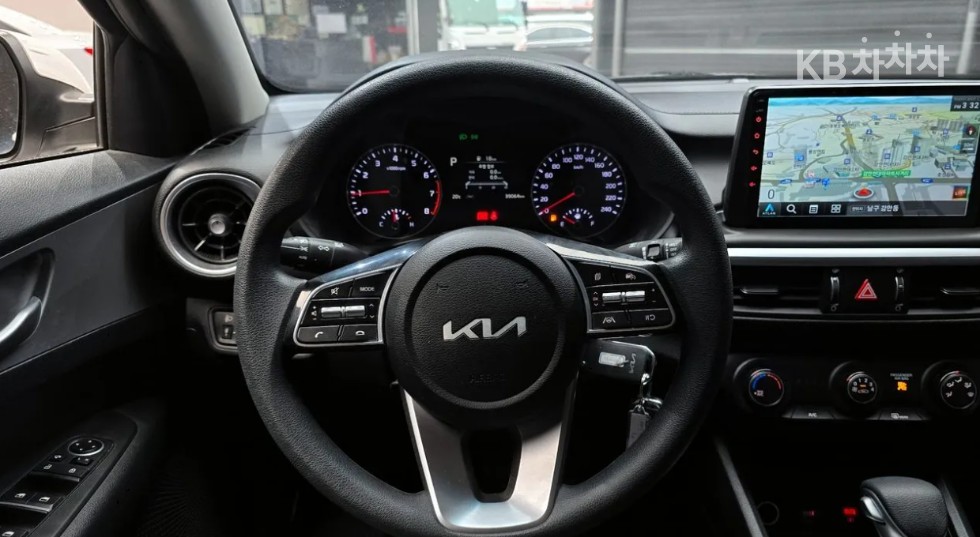 2022 - kia k3