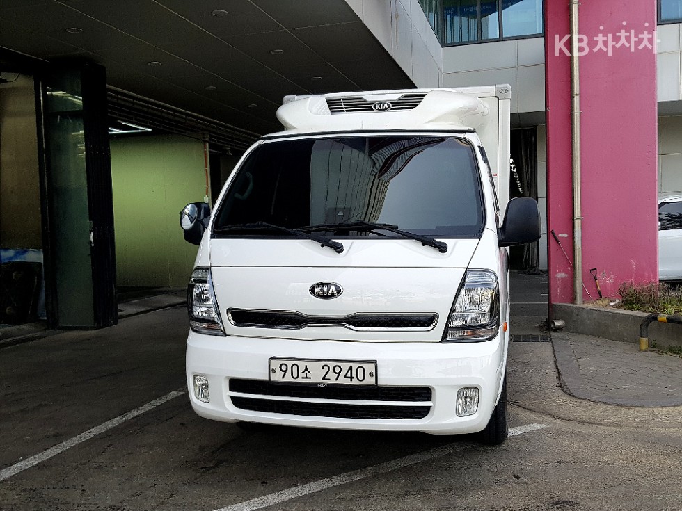 2022 - kia bongo iii