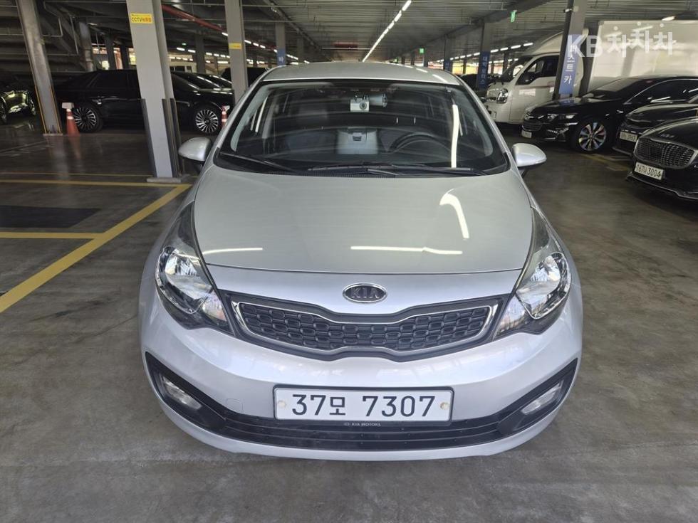 2012 kia pride