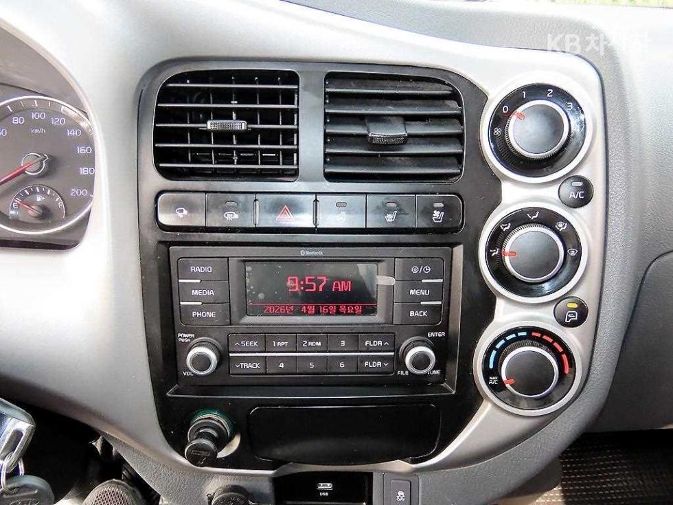 2020 - kia bongo iii