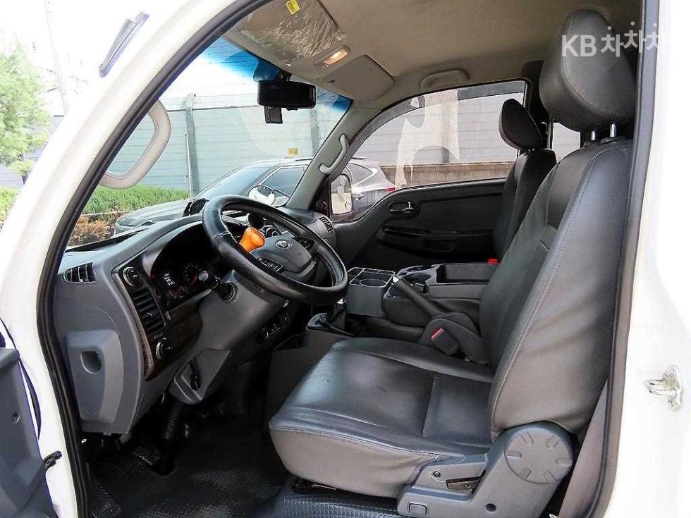 2018 - kia bongo iii