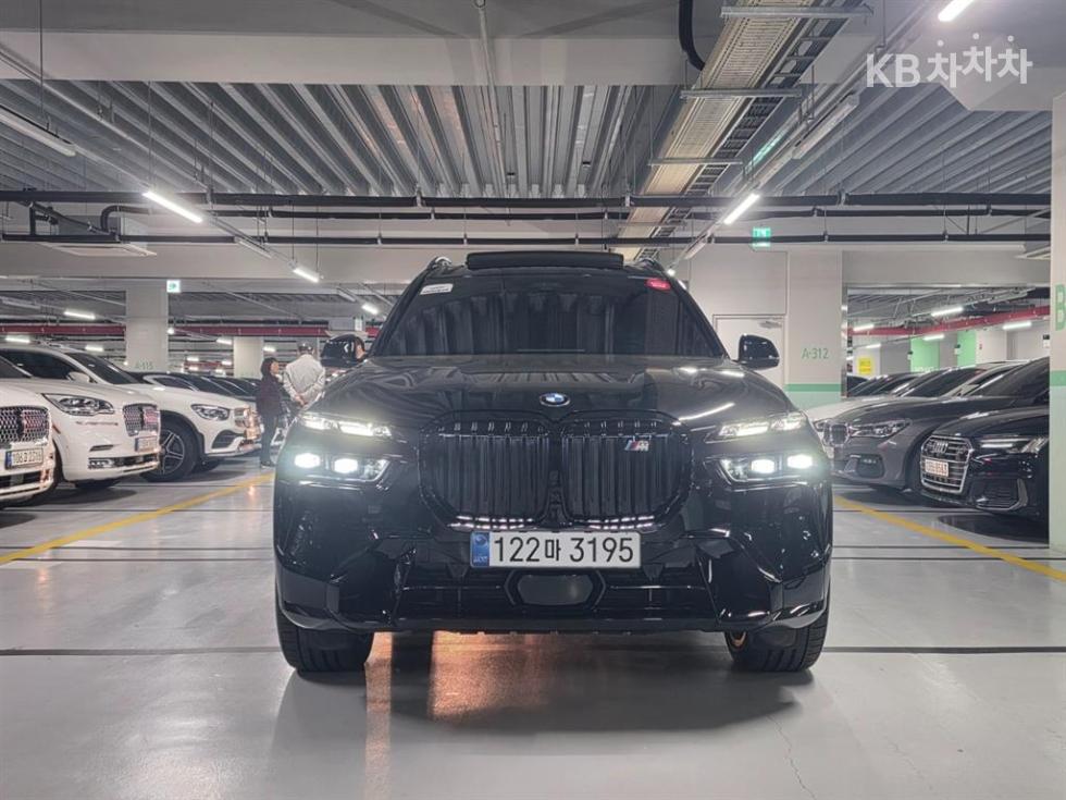 BMW X7 — miniaturë 2