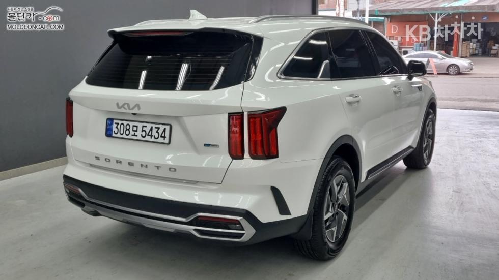 2022 - kia sorento