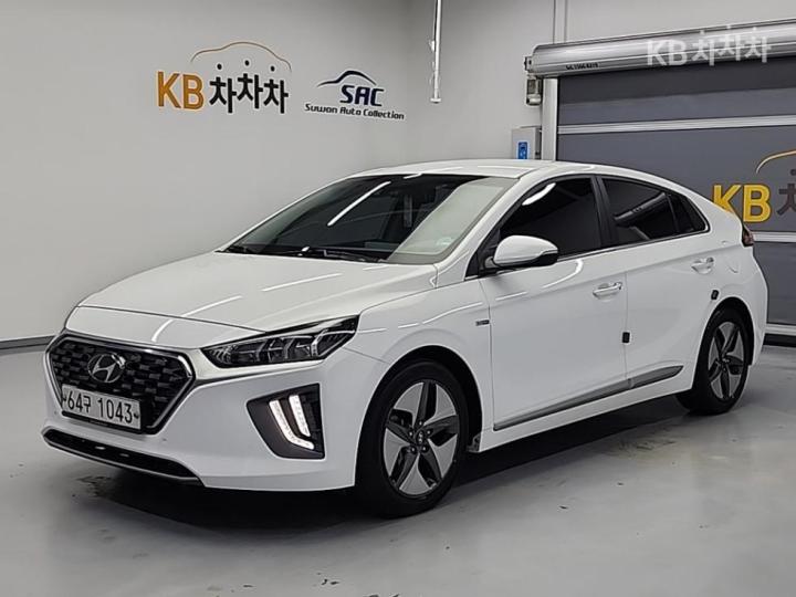 Hyundai IONIQ Q