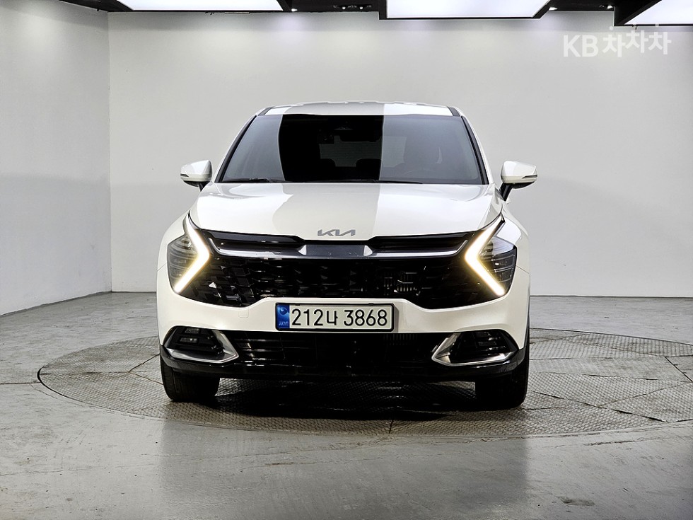 2022 - kia sportage