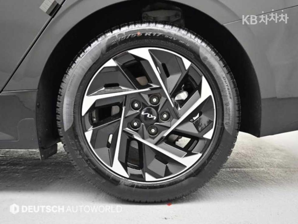 2024 - kia k5