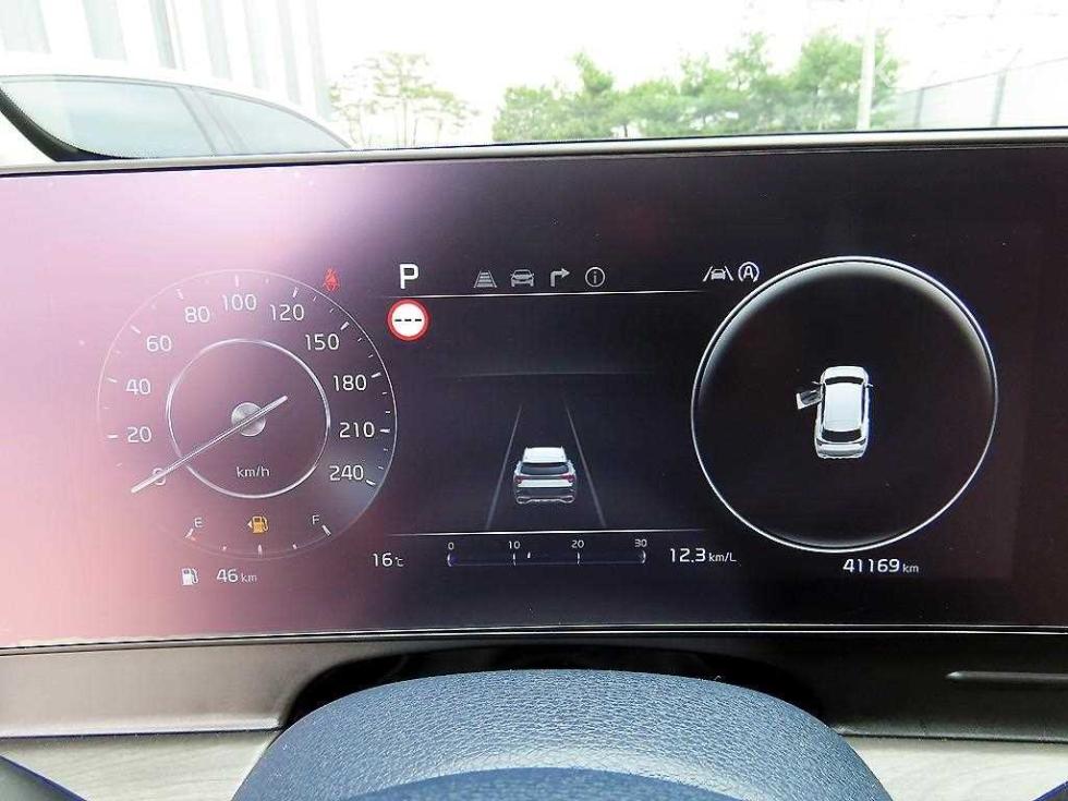2023 - kia sportage