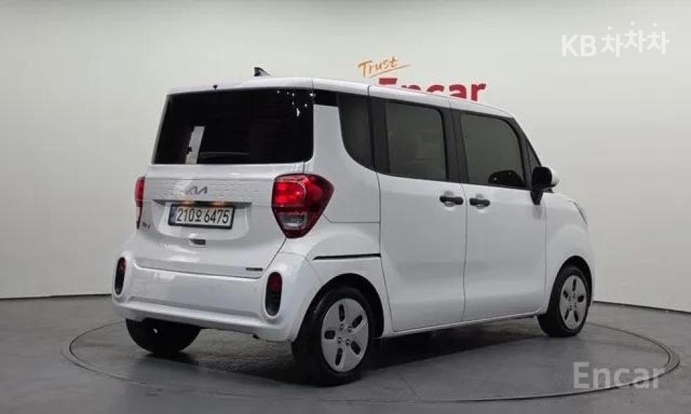 2022 - kia ray