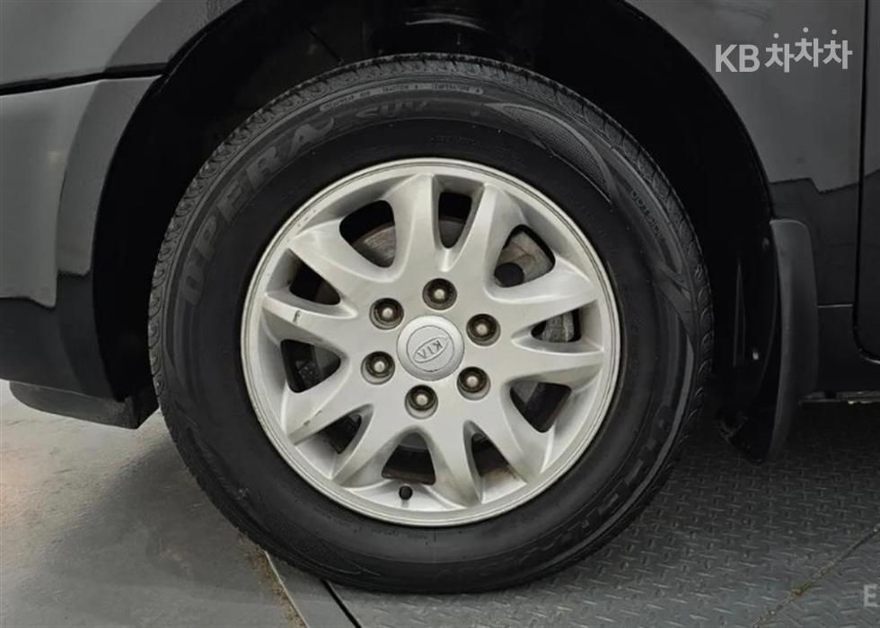 2011 - kia carnival