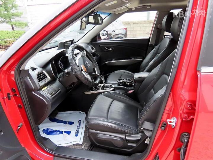 KG Mobility (Ssangyong) Tivoli Gasoline LX Premium Type 6