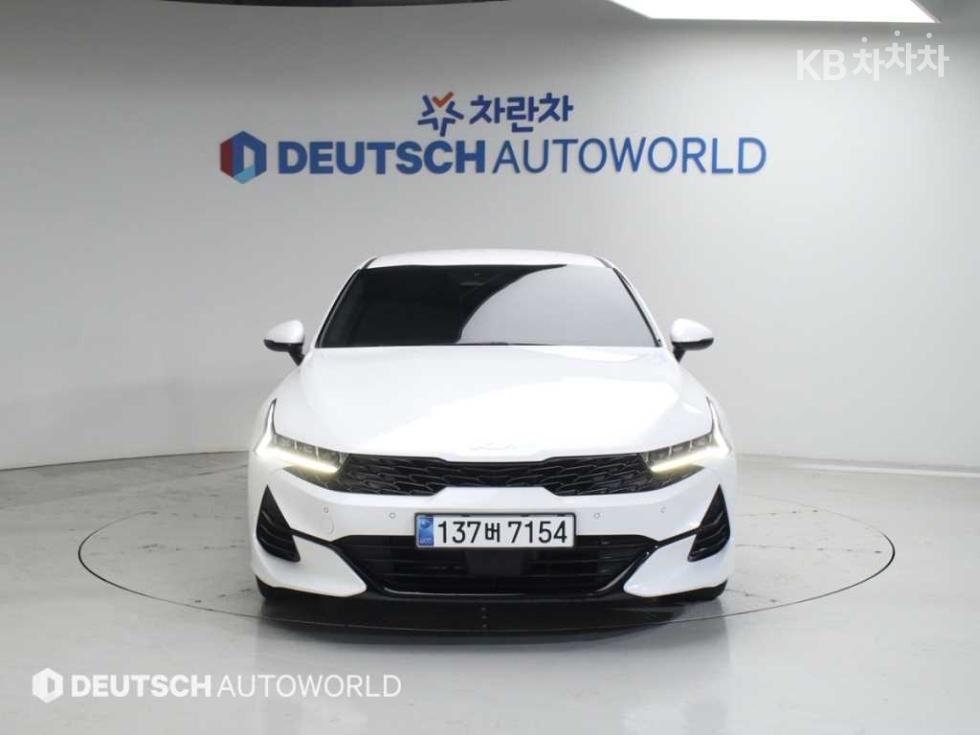 2023 - kia k5