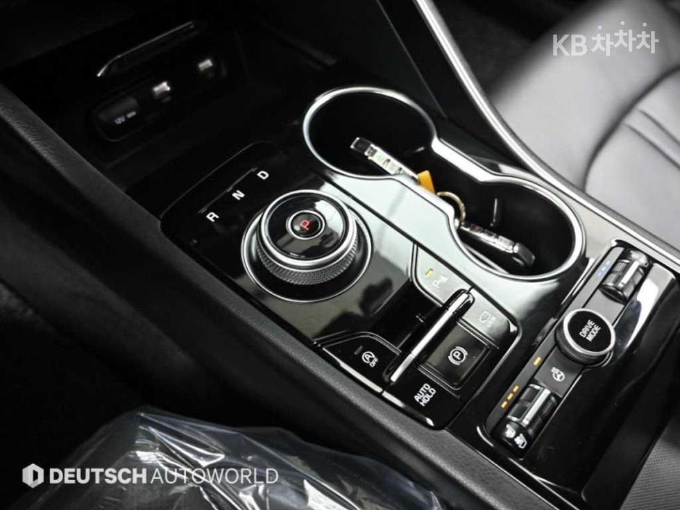2023 - kia k5