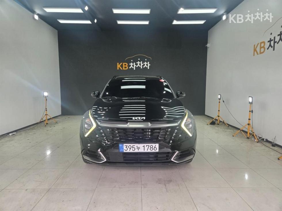 2022 - kia sportage