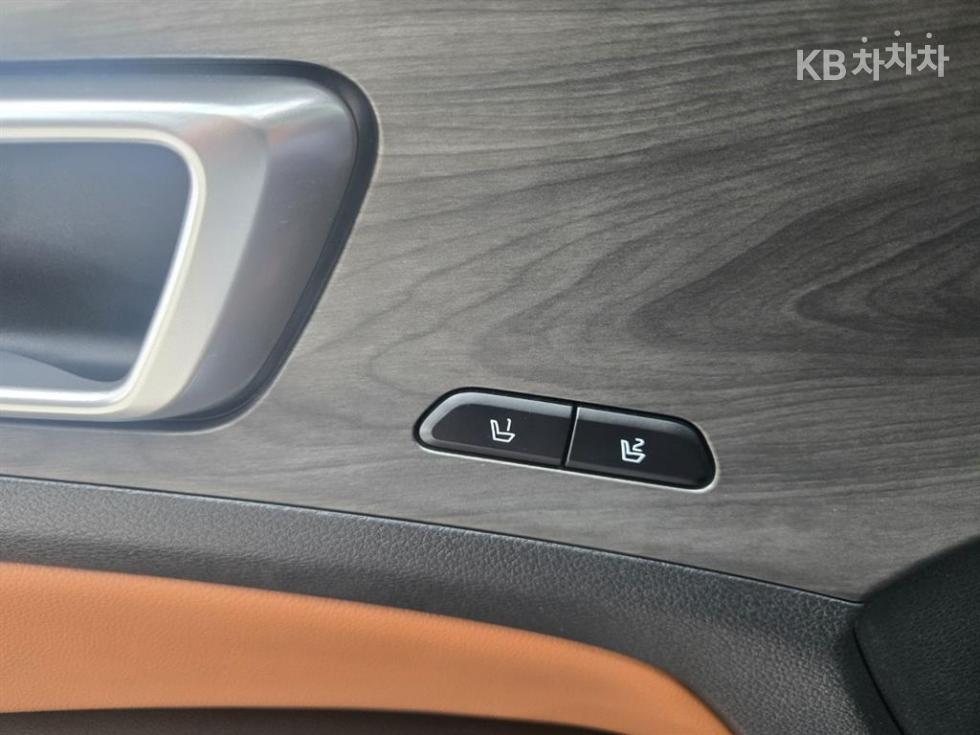 2022 - kia sportage