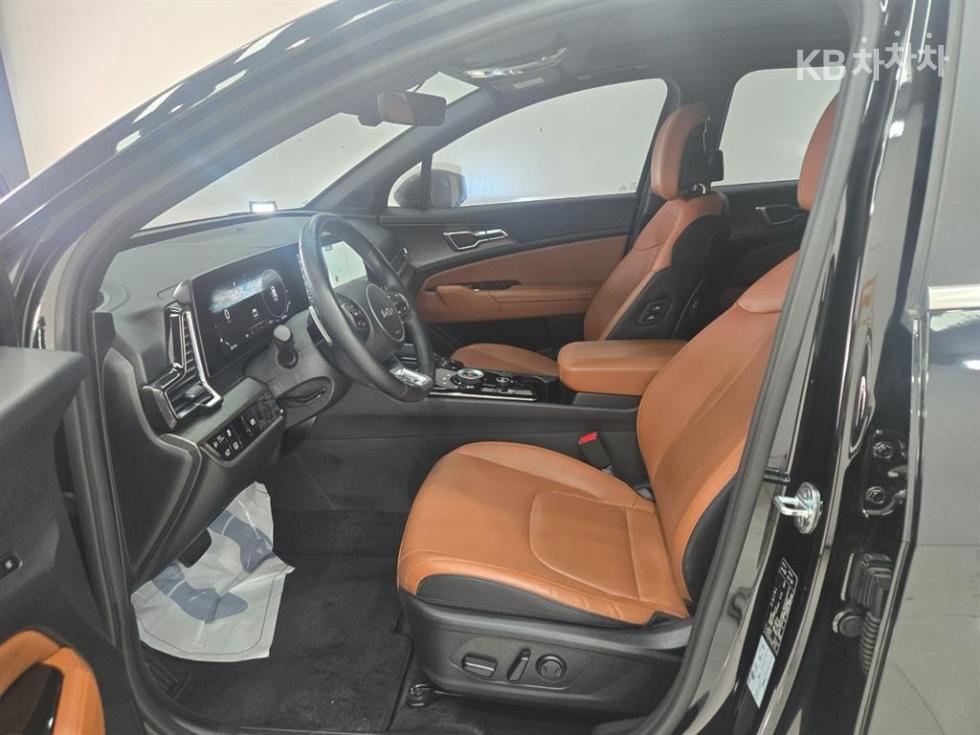 2022 - kia sportage