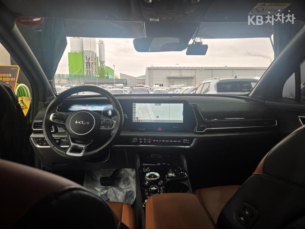 2022 - kia sportage