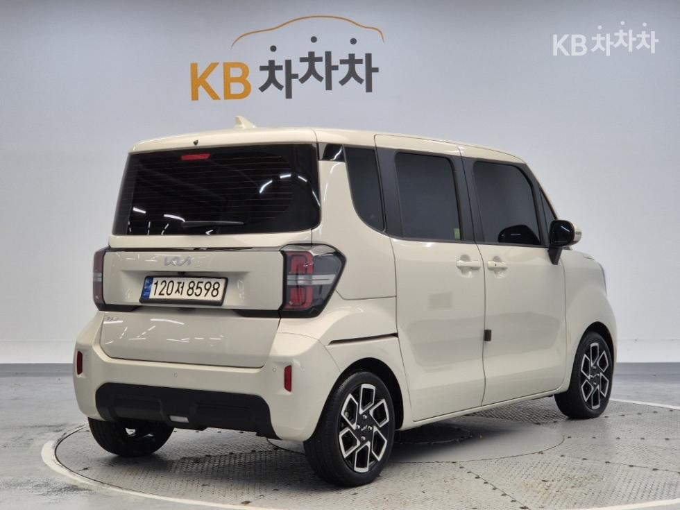 2024 - kia kia