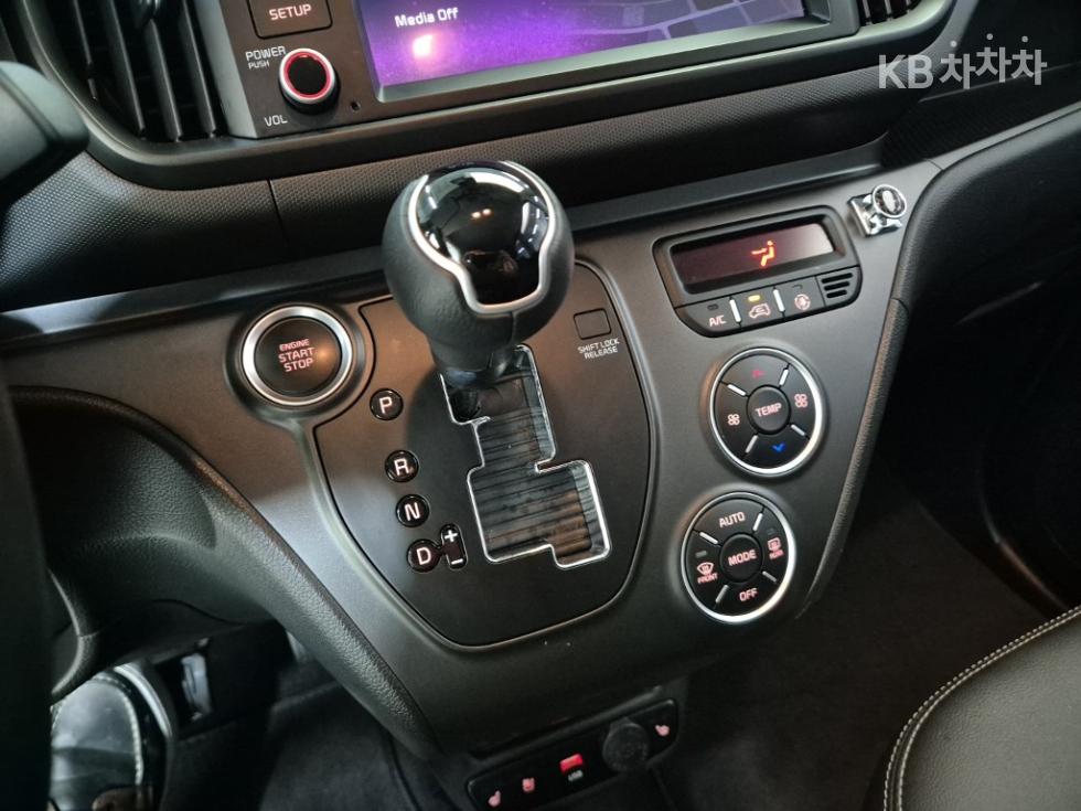 2024 - kia kia