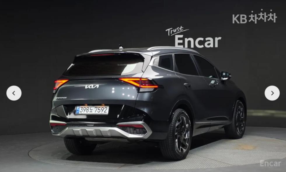 2022 - kia sportage