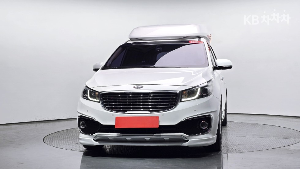 2018 - kia carnival