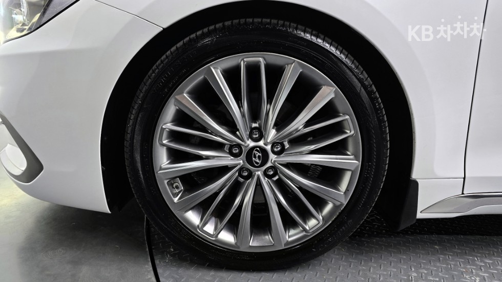 Hyundai Grandeur — miniaturë 7
